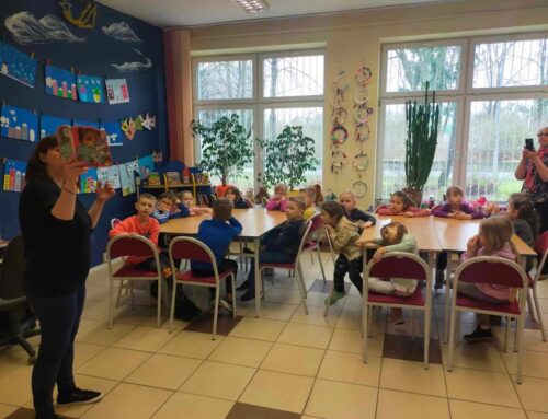 “Poznajemy Bibliotekę” – wycieczka przedszkolaków z Przedszkola Miejskiego nr 15 w Zamościu (Filia nr 1, 15.03.2024)